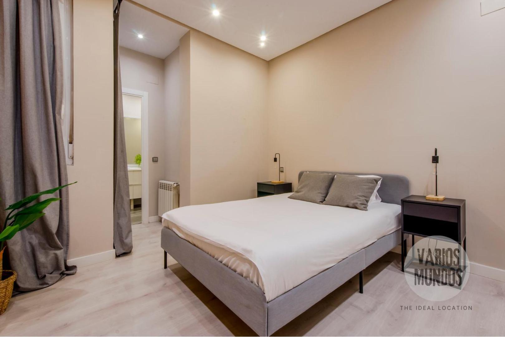 Comodidad Y Estilo Para 9 En Calle De Luciente E2 Madrid Esterno foto